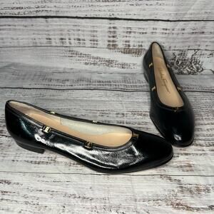 Salvatore Ferragamo BOUTIQUE Pumps Flat Leather 9.5B Black Gold 65573